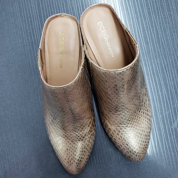 BCBGeneration Women's size 5.5 Gold Clogs - Picture 1 of 7